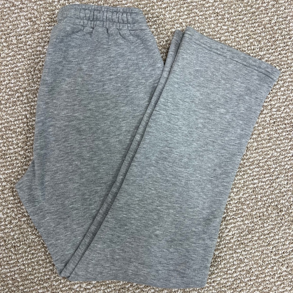 Soccer sweat pants sz L